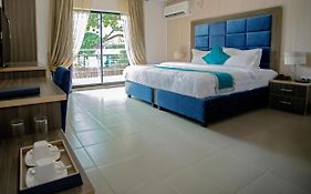 Riviera Suites